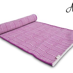 Handwoven Cotton Yoga Mat - Eco-Friendly Fitness Rug
